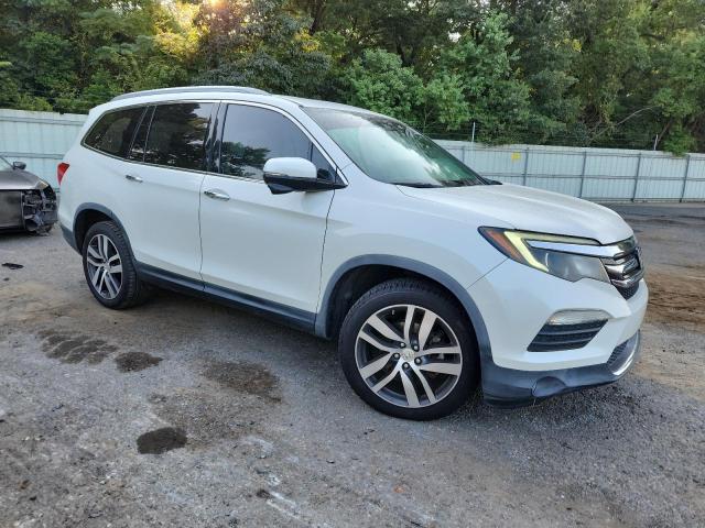 2016 HONDA PILOT TOUR 5FNYF5H91GB011666