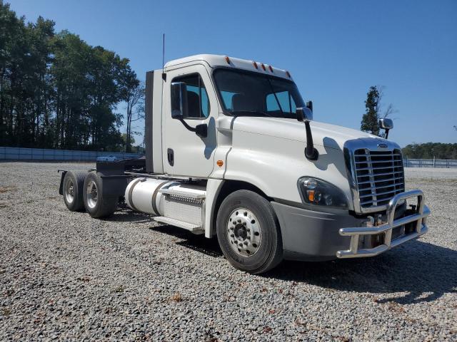 FREIGHTLINER CASCADIA 1