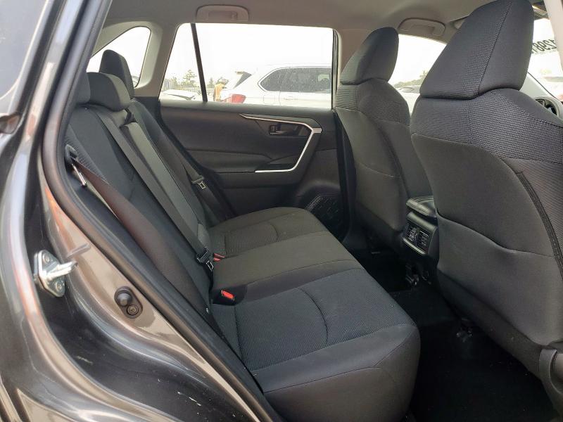 2022 TOYOTA RAV4 LE 2T3H1RFV4NC209110