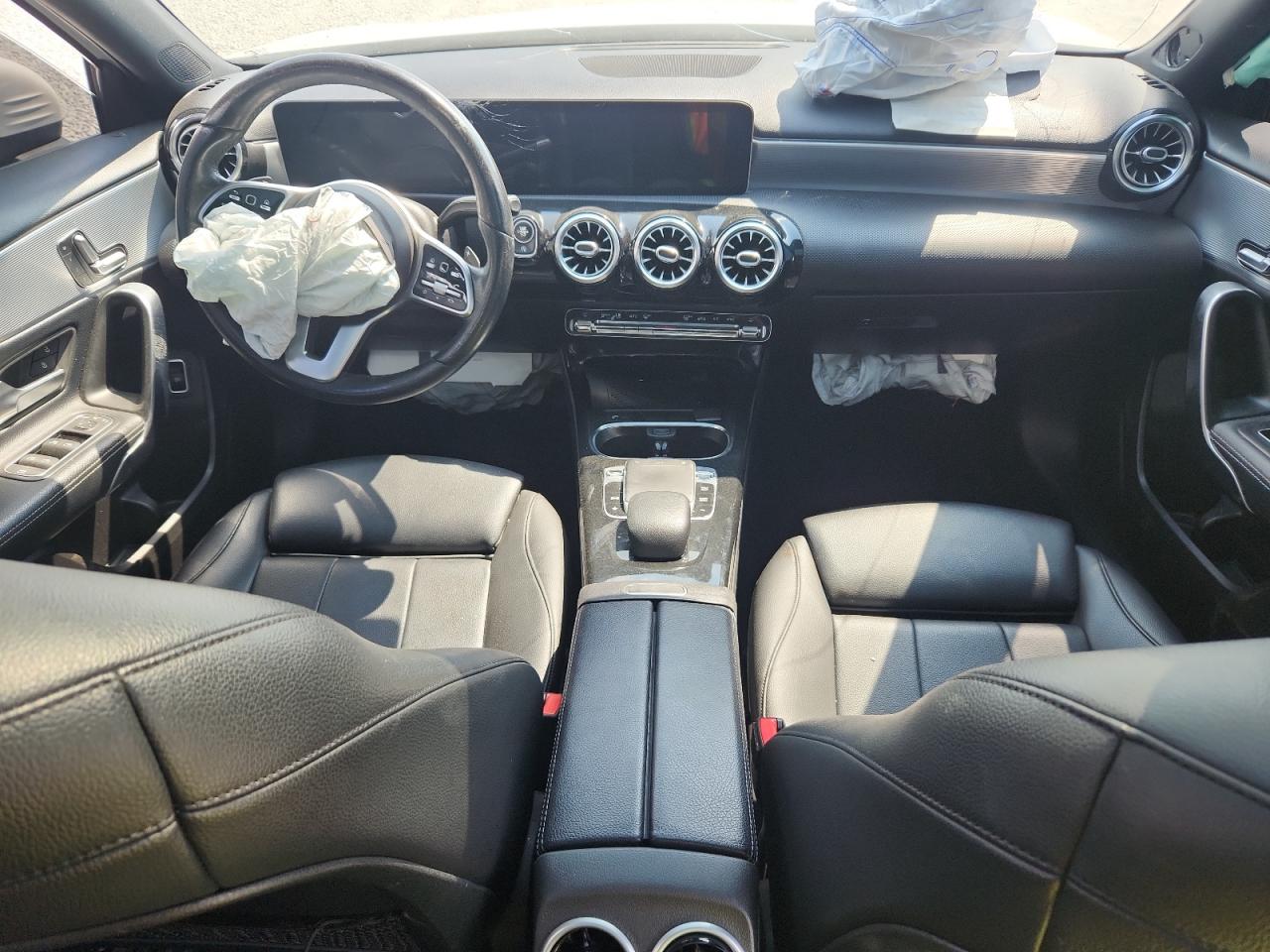 MERCEDES-BENZ A-CLASS 220