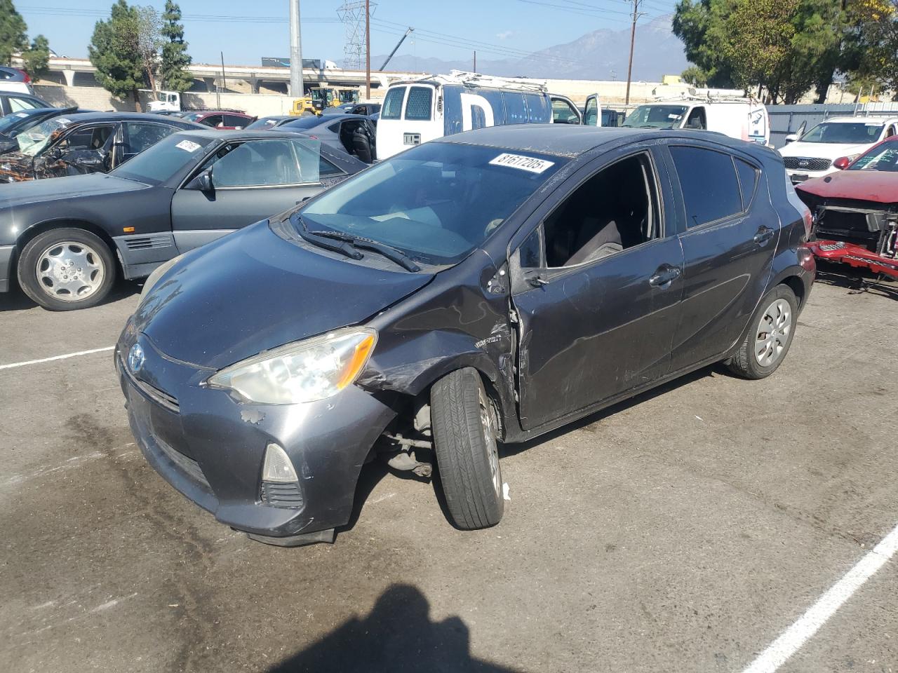 TOYOTA PRIUS C