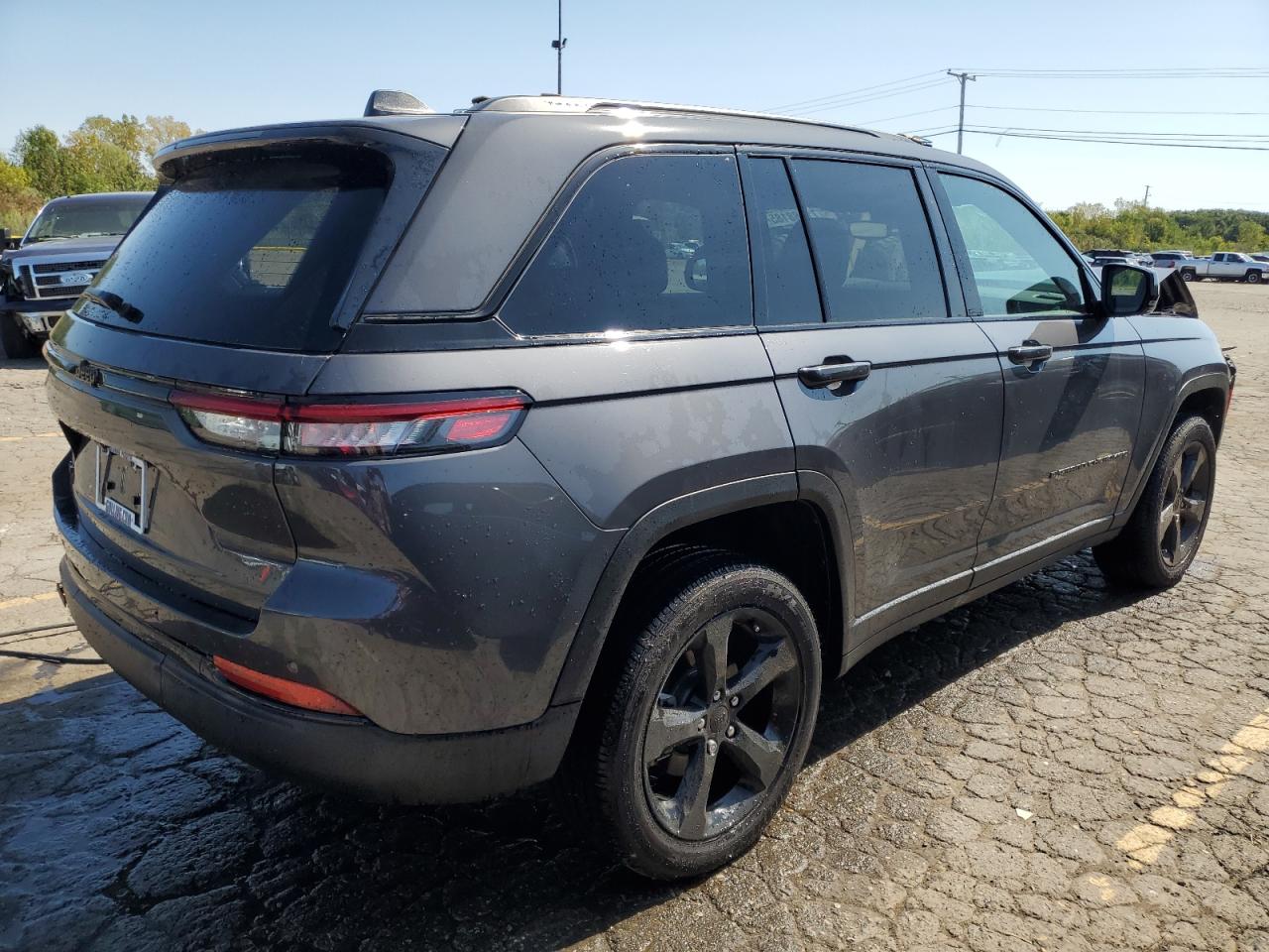 JEEP GRAND CHEROKEE LAREDO