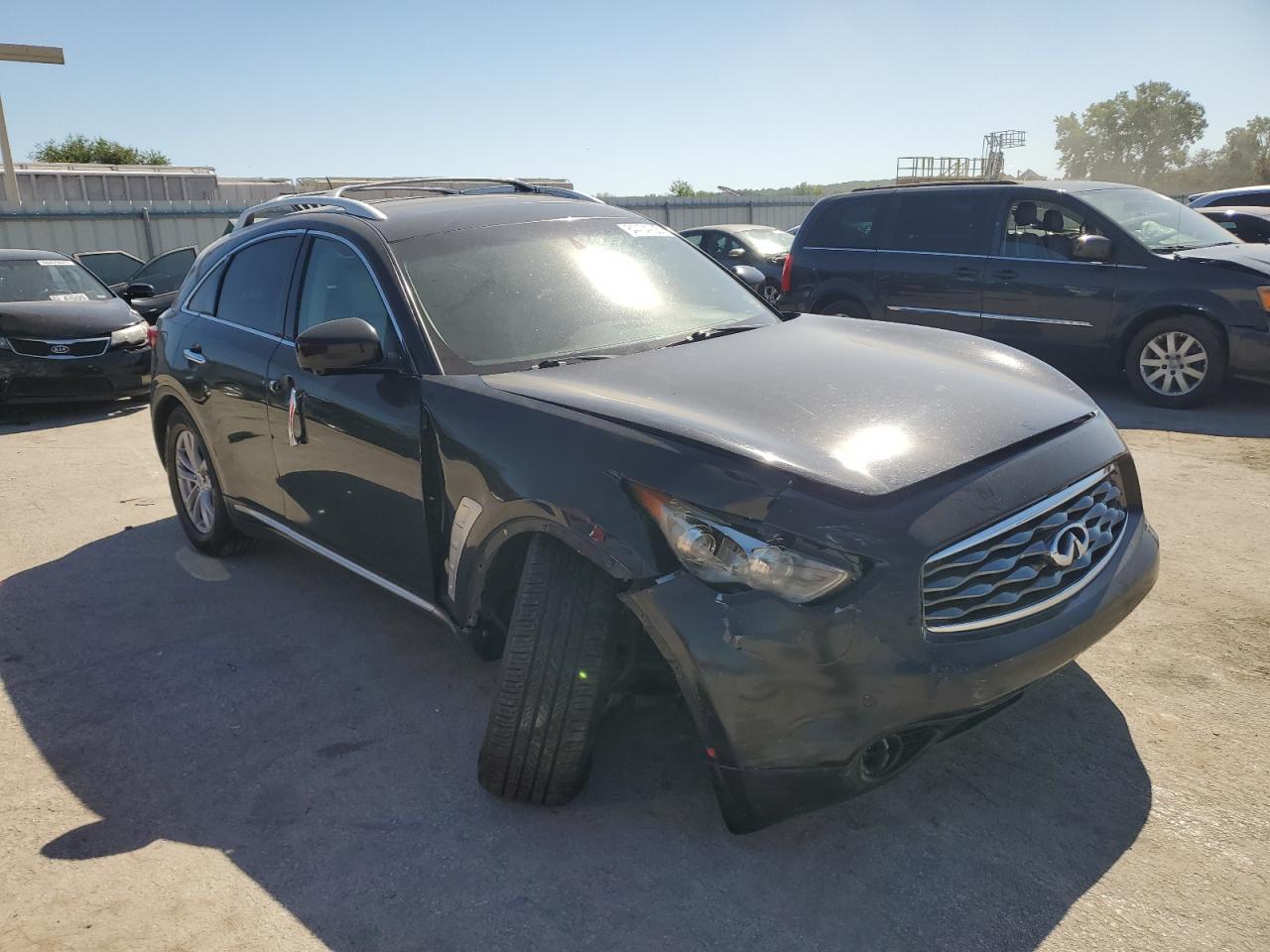 INFINITI FX35