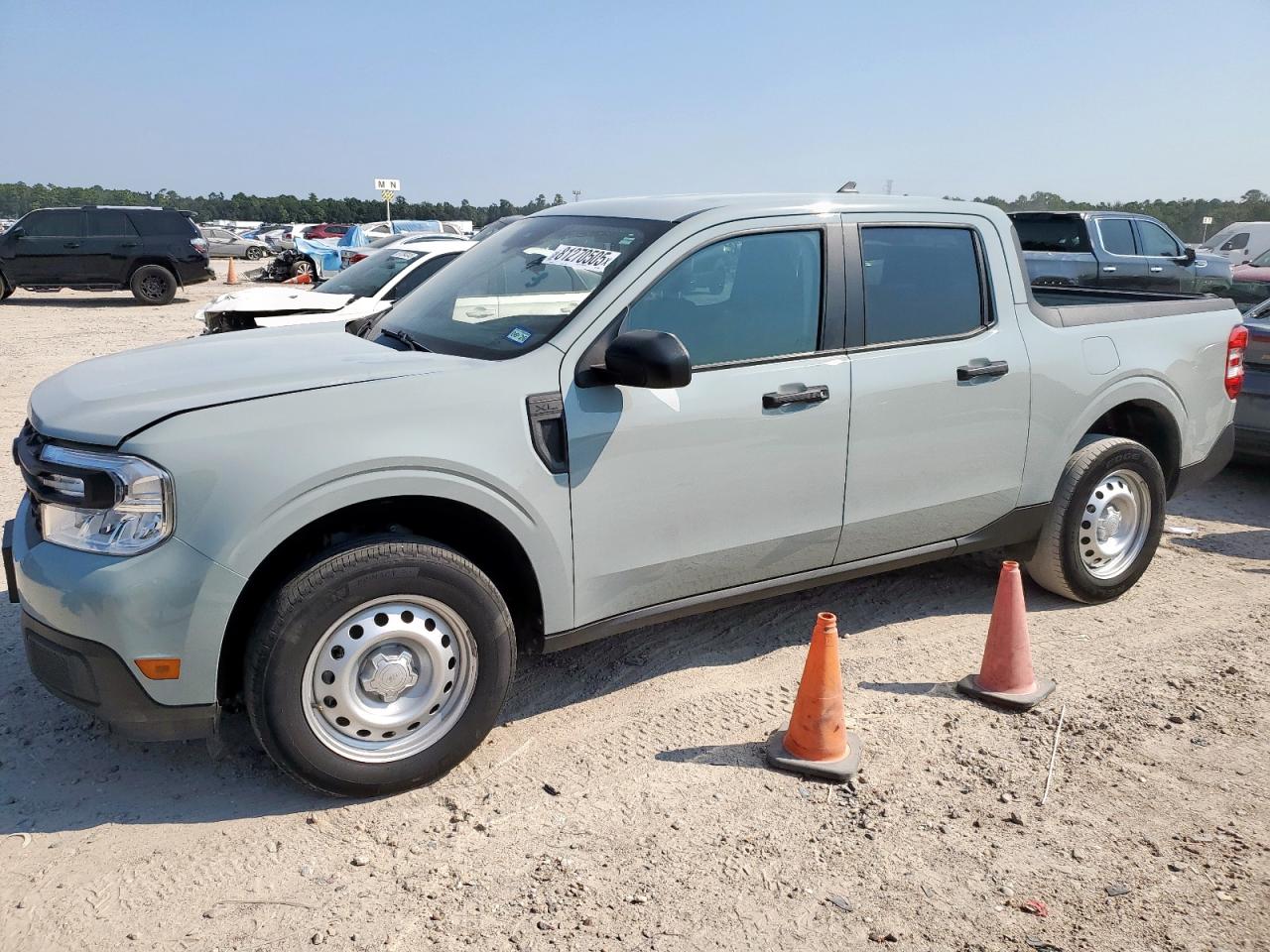 FORD MAVERICK XL