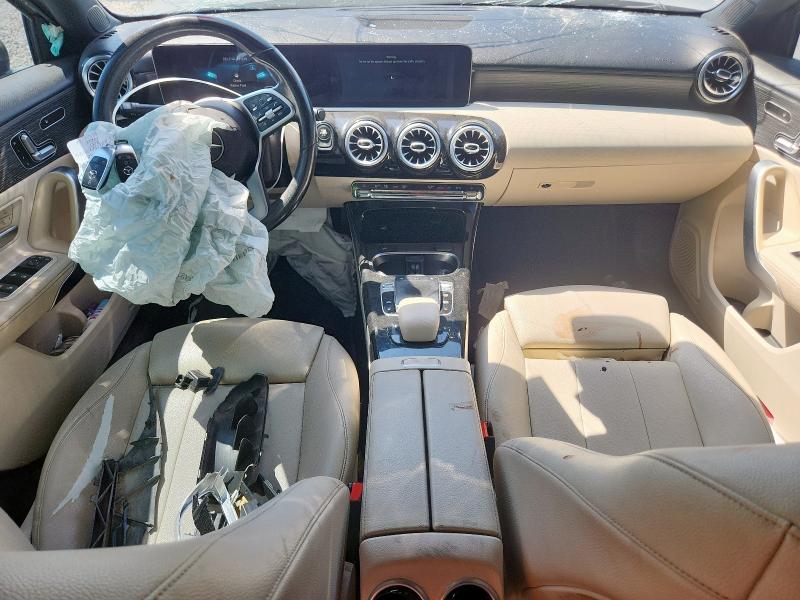 2019 MERCEDES-BENZ A 220 4MAT WDD3G4FB8KW001377