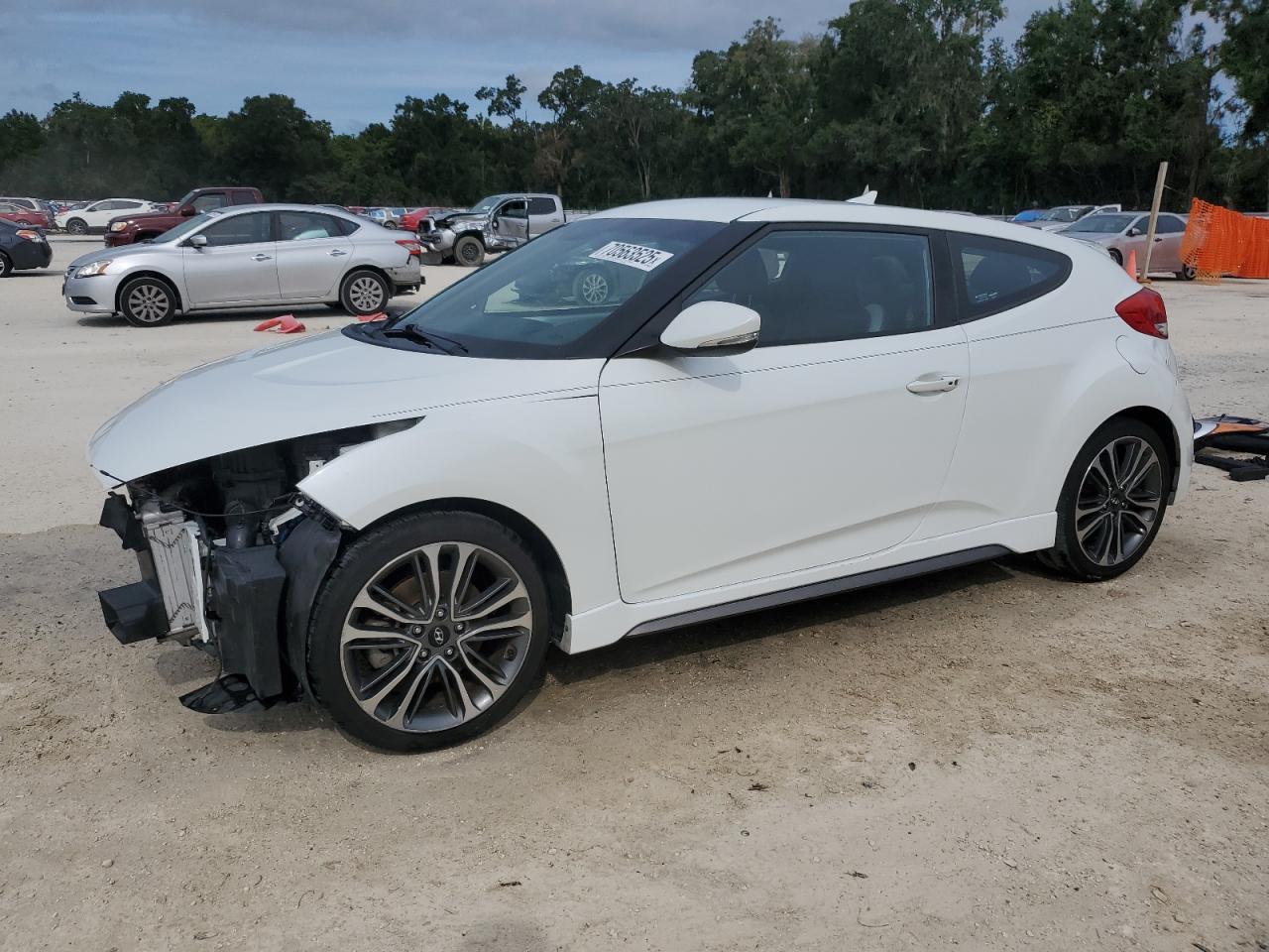 HYUNDAI VELOSTER TURBO