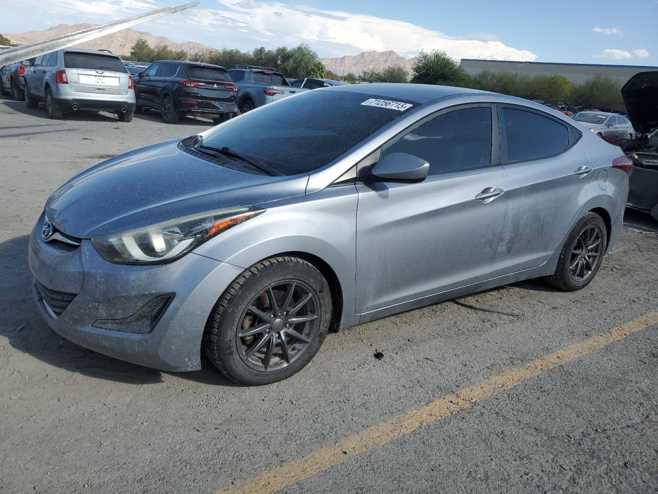 HYUNDAI ELANTRA SE