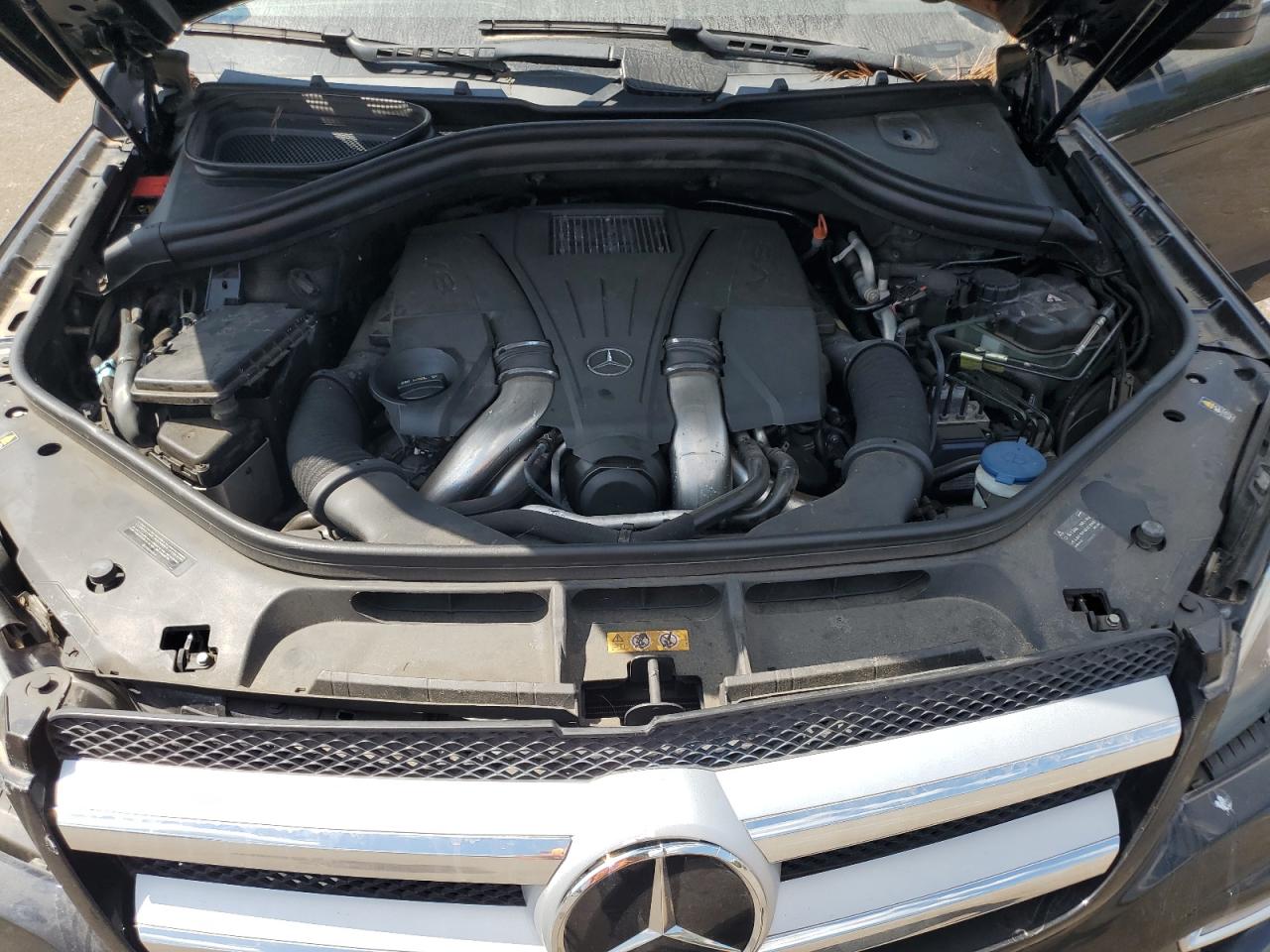 MERCEDES-BENZ GL-CLASS 550 4MATIC