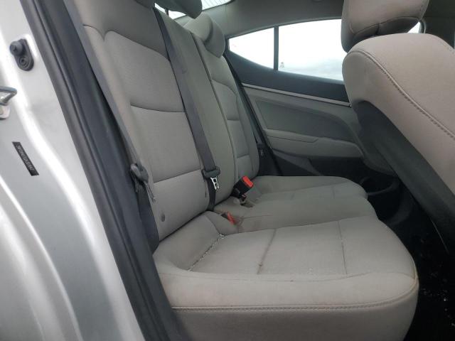 2018 HYUNDAI ELANTRA SE 5NPD84LF0JH301647