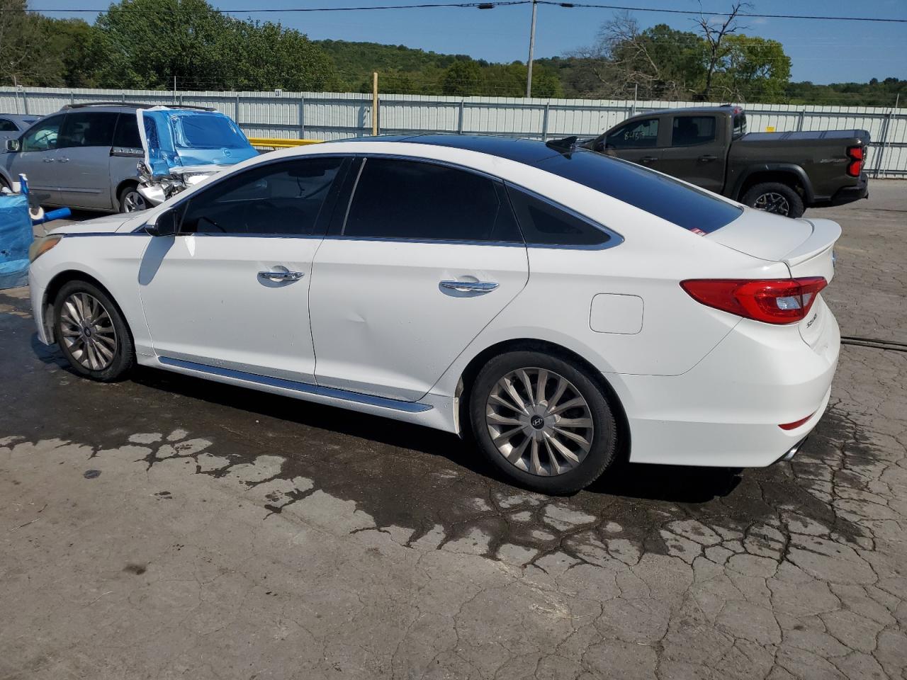 HYUNDAI SONATA SPORT