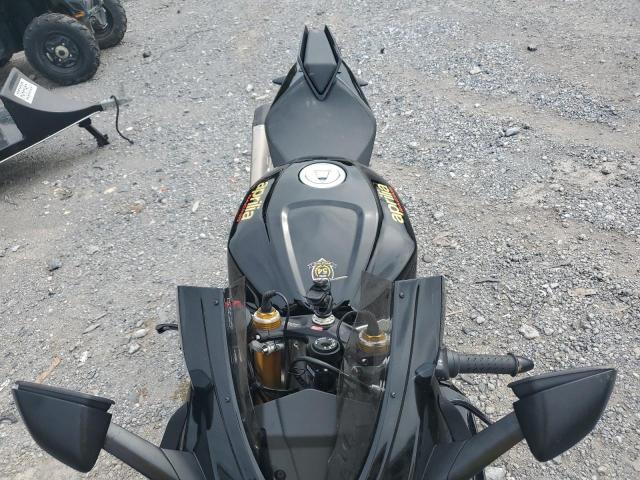 2022 APRILIA RSV4 1100 ZD4KYUB04NS000458