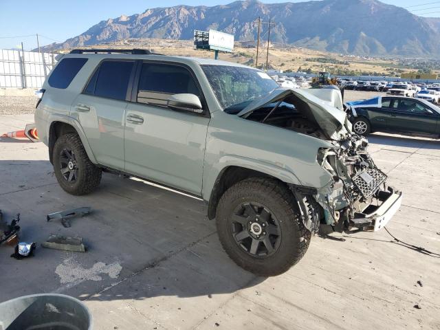 2022 TOYOTA 4RUNNER TRAIL - JTETU5JR0N5982369