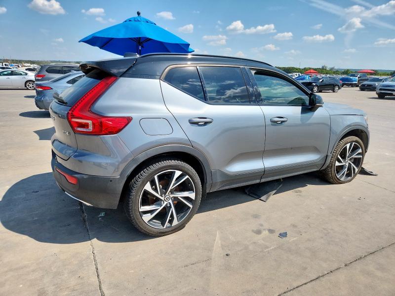 2019 VOLVO XC40 T5 R-DESIGN YV4162UM7K2102220