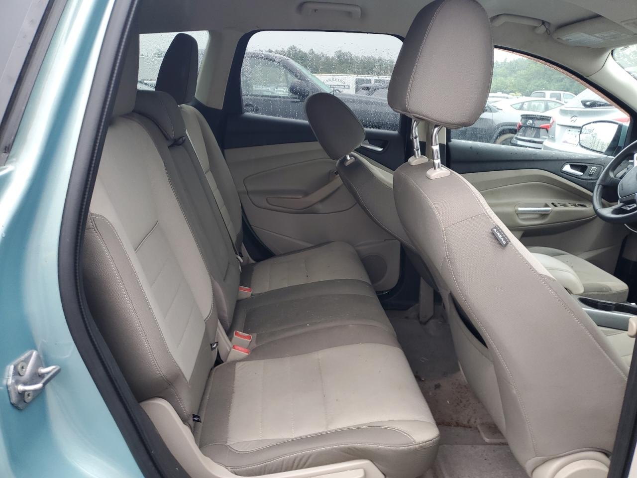 FORD ESCAPE SE