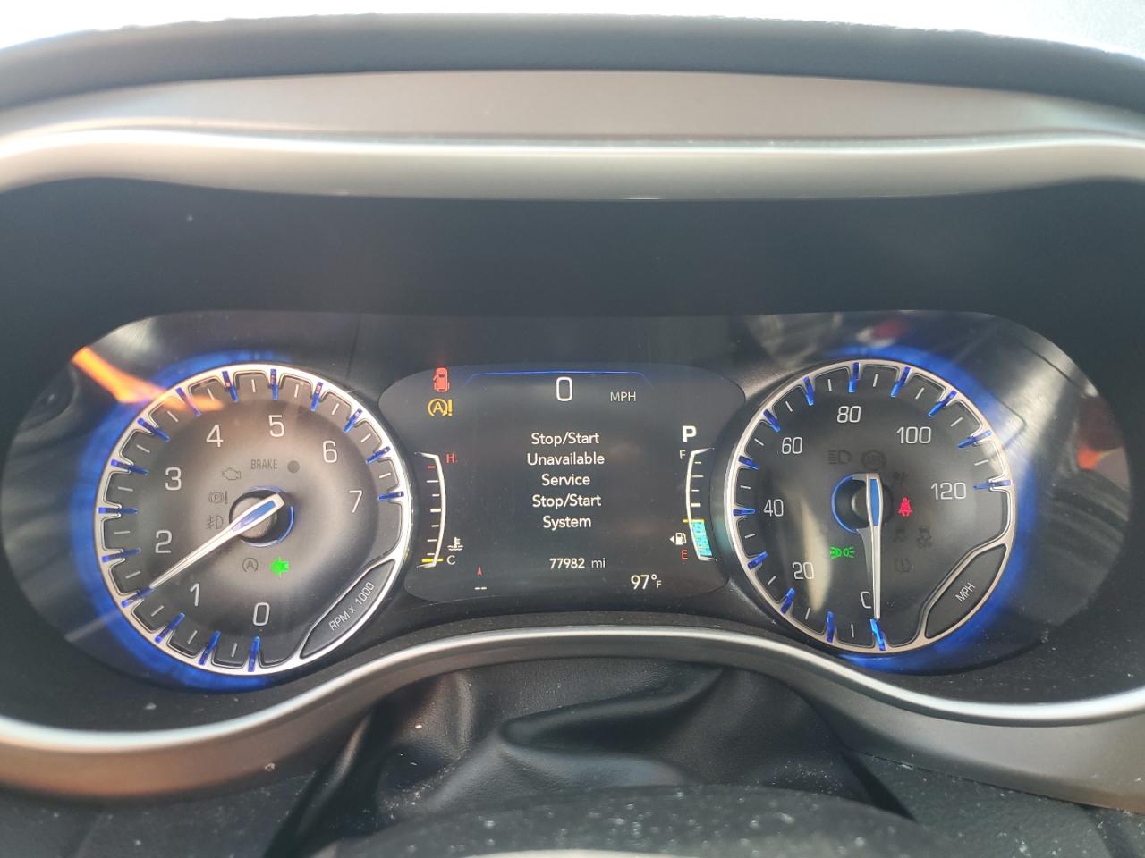 CHRYSLER PACIFICA TOURING L