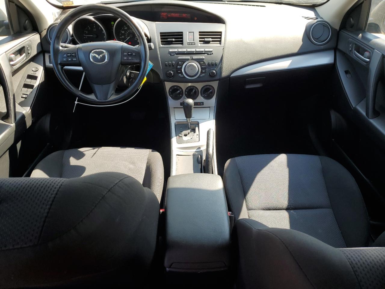 MAZDA 3 I