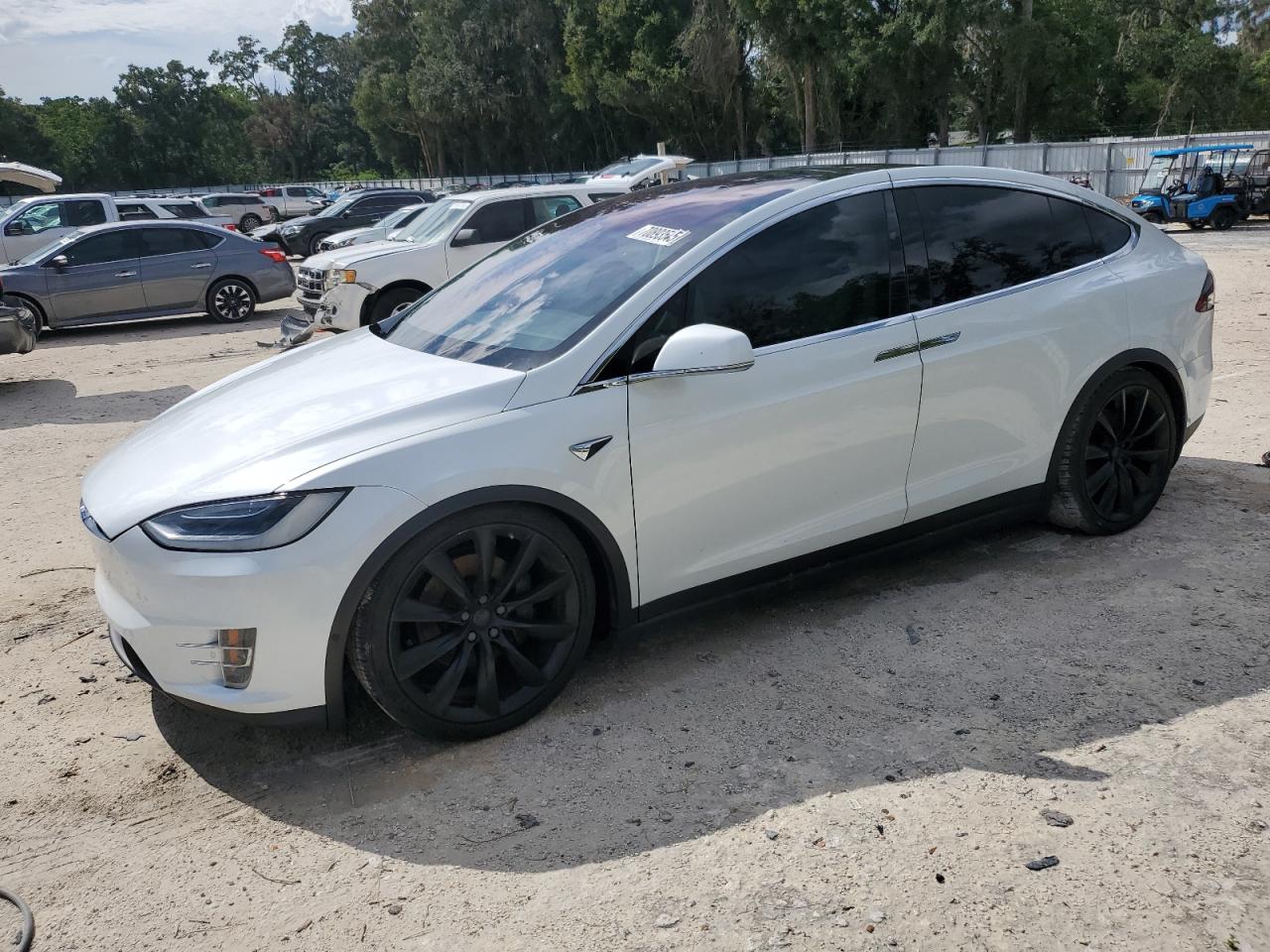 TESLA MODEL X