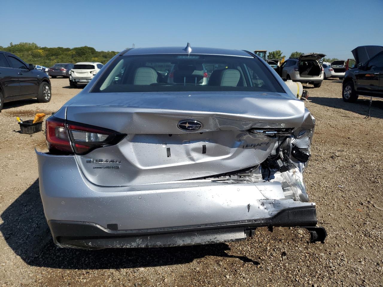 SUBARU LEGACY LIMITED