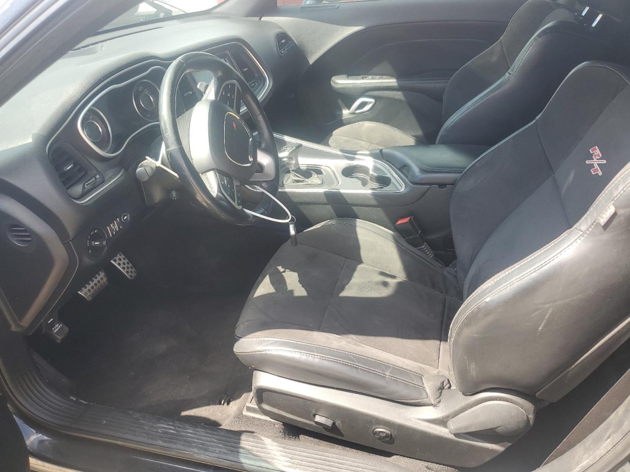 DODGE CHALLENGER SXT PLUS