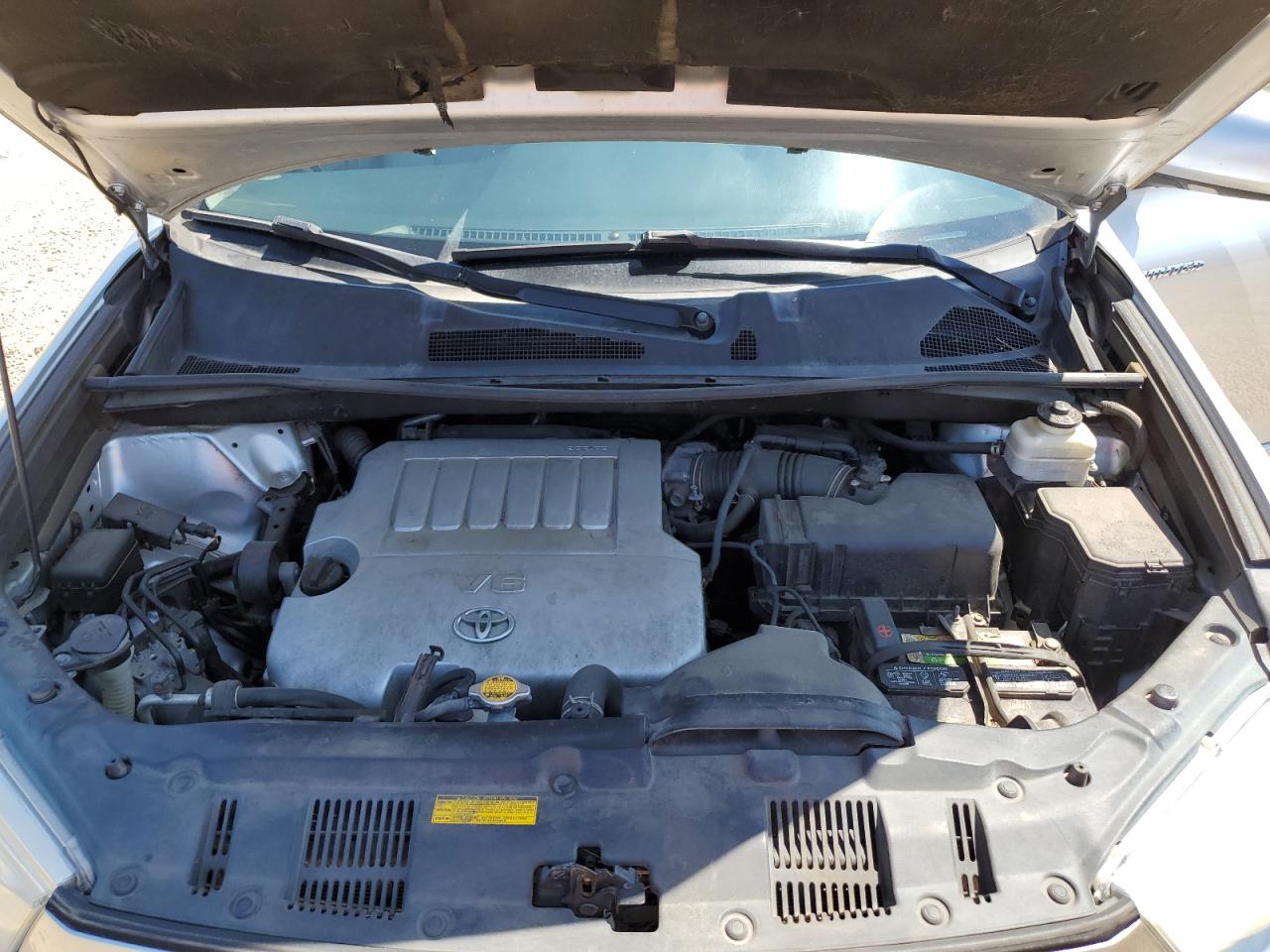 TOYOTA HIGHLANDER LIMITED