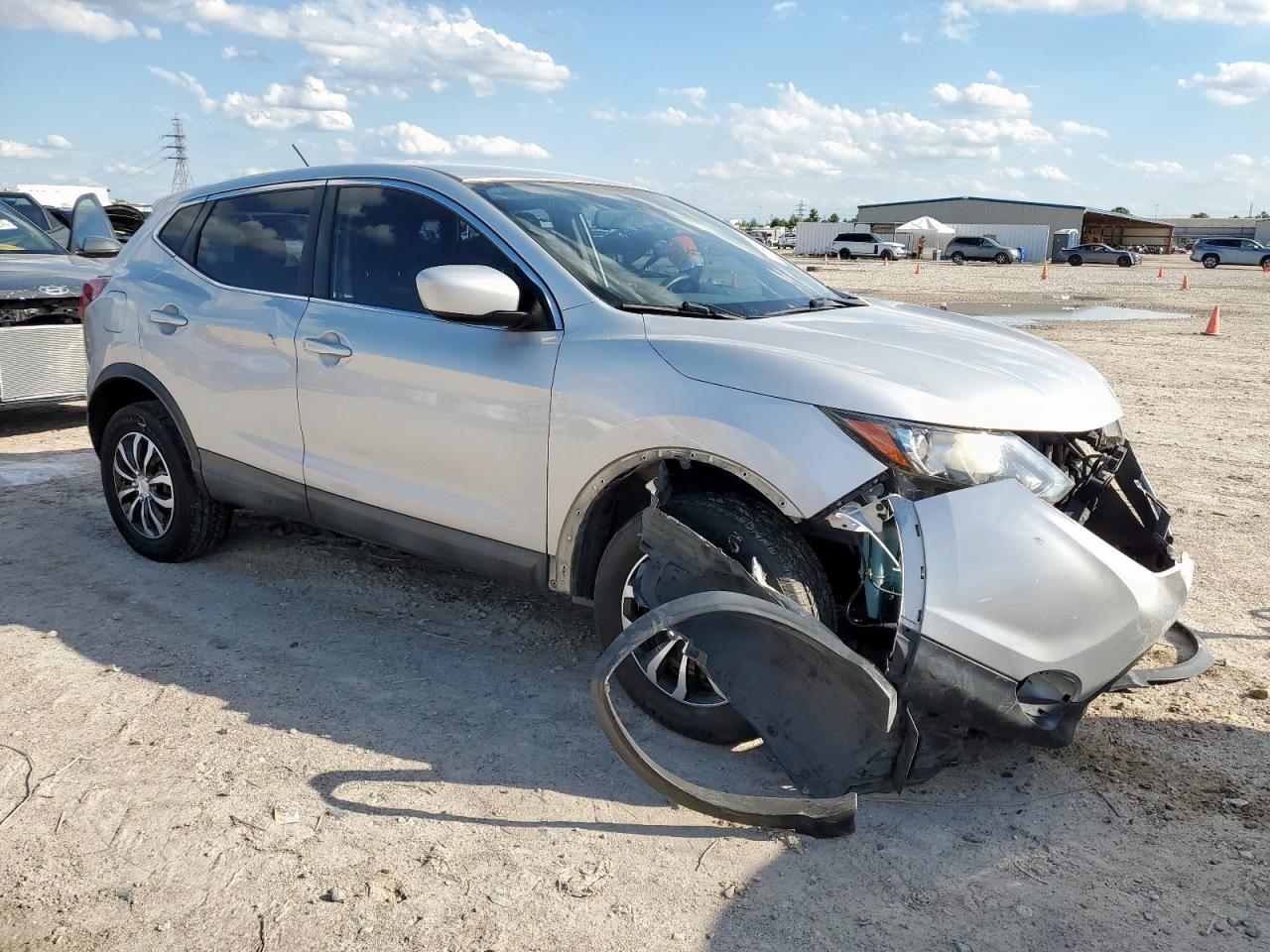 NISSAN ROGUE SPORT S