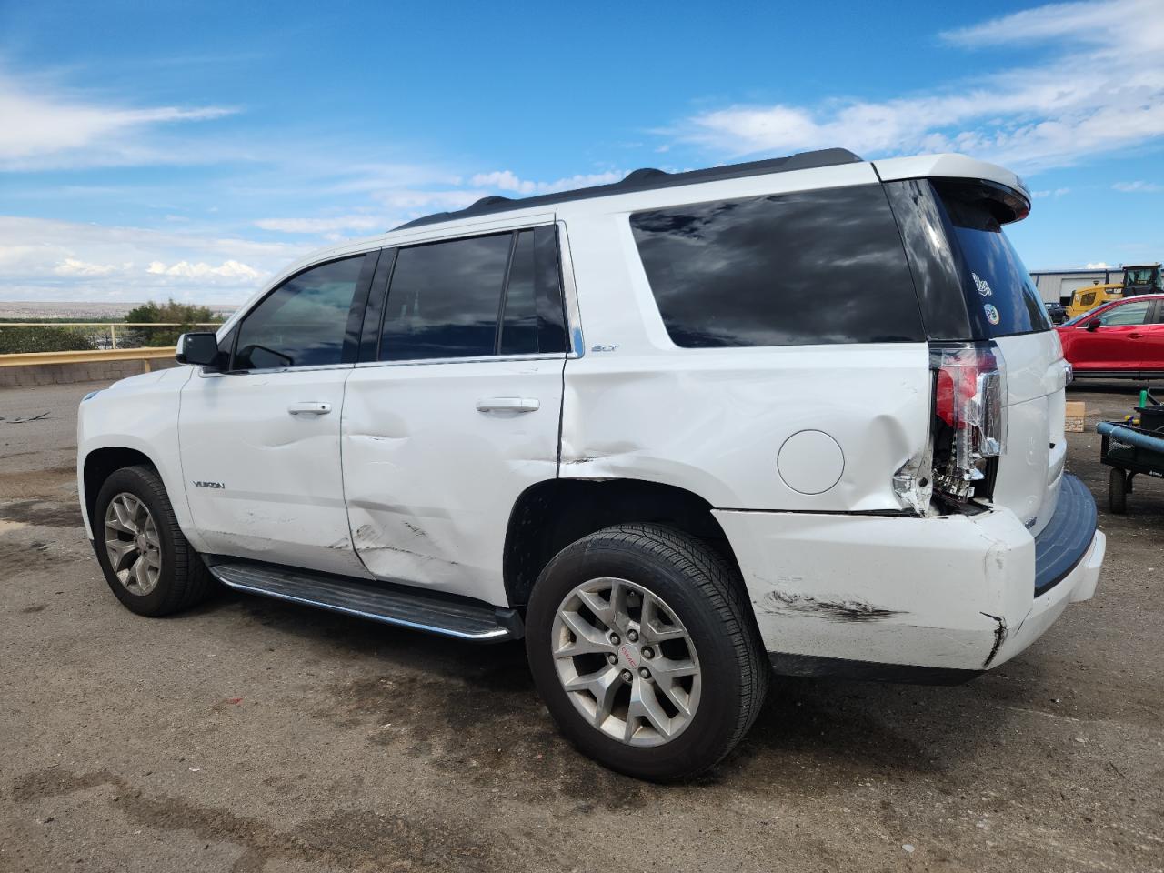 GMC YUKON SLT