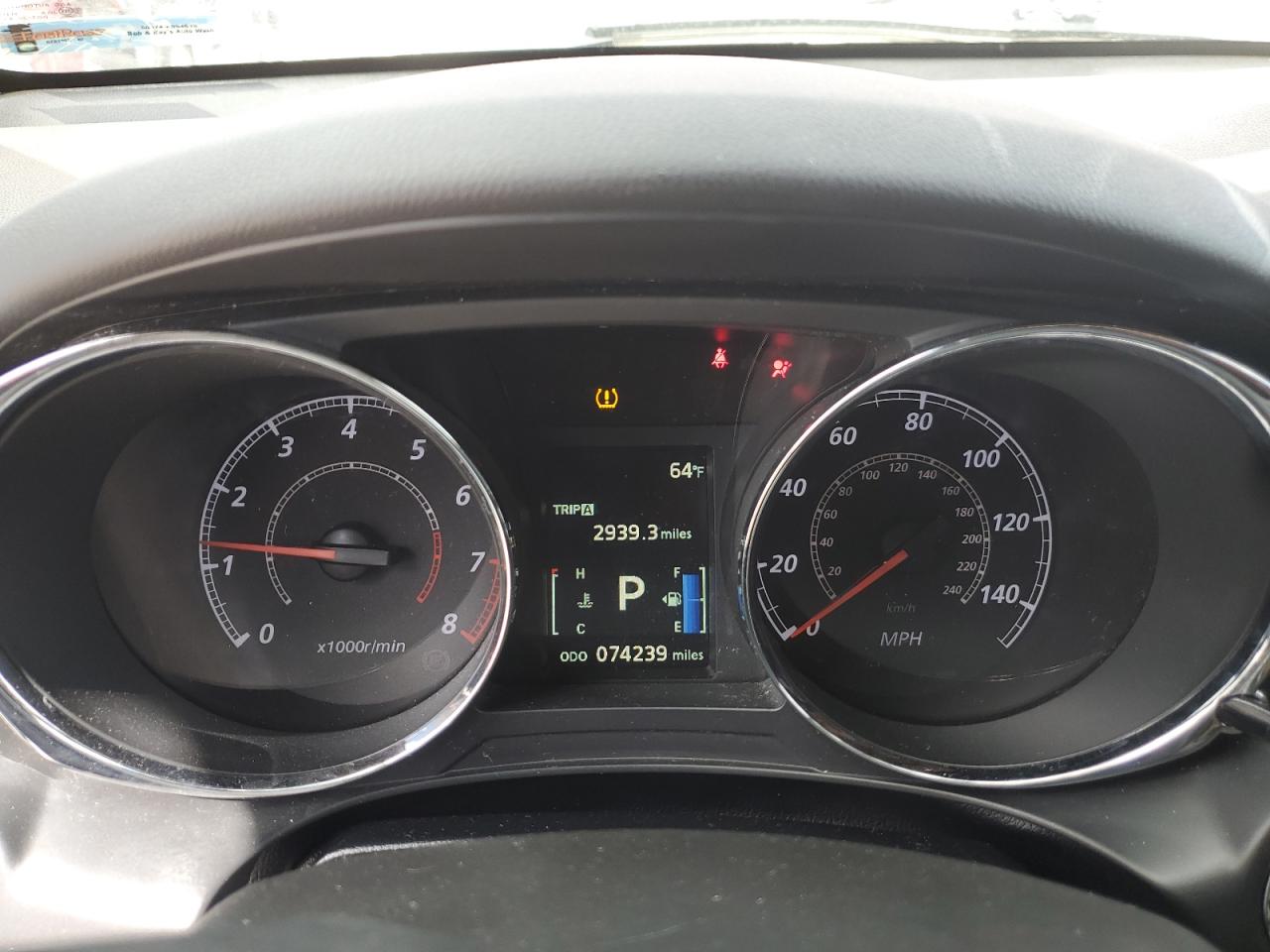 MITSUBISHI OUTLANDER ES