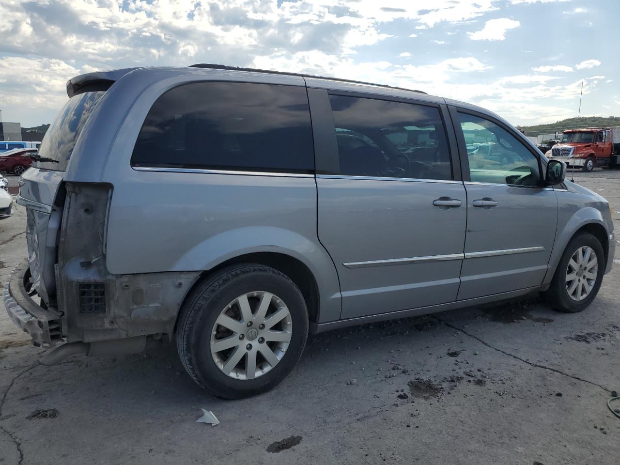 CHRYSLER TOWN & COUNTRY TOURING