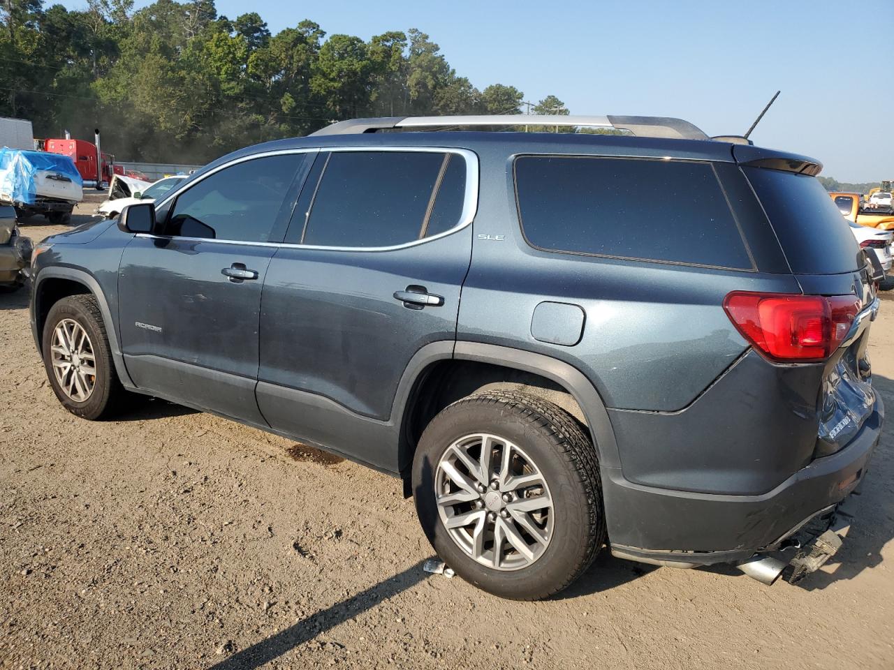 GMC ACADIA SLE