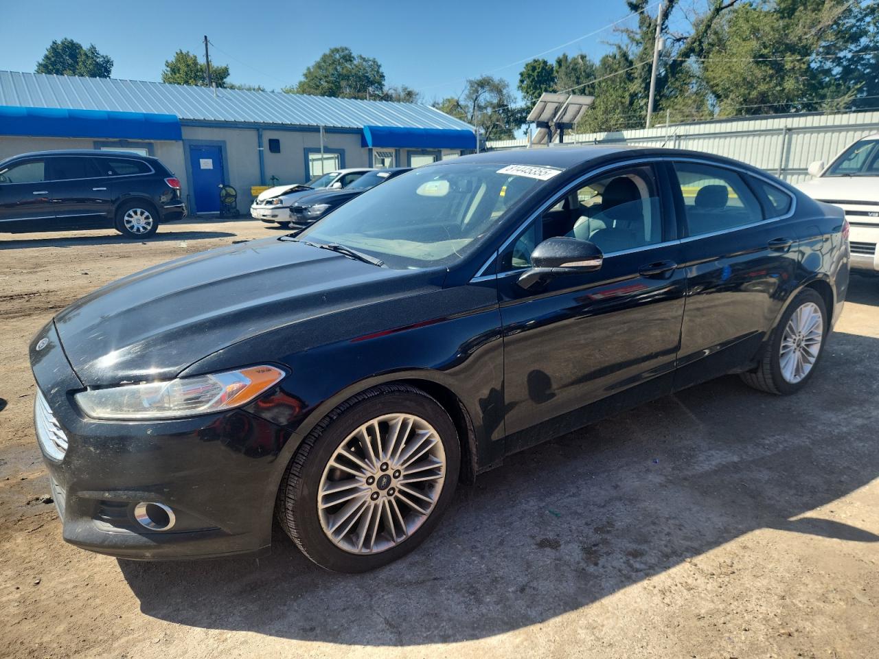 FORD FUSION SE
