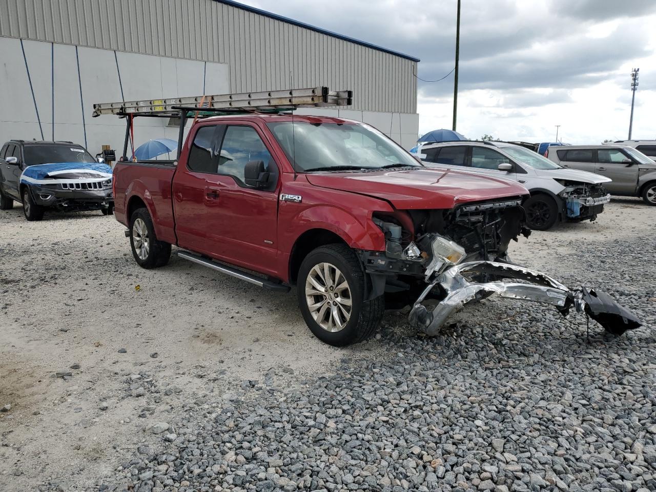 FORD F-150 SUPER CAB