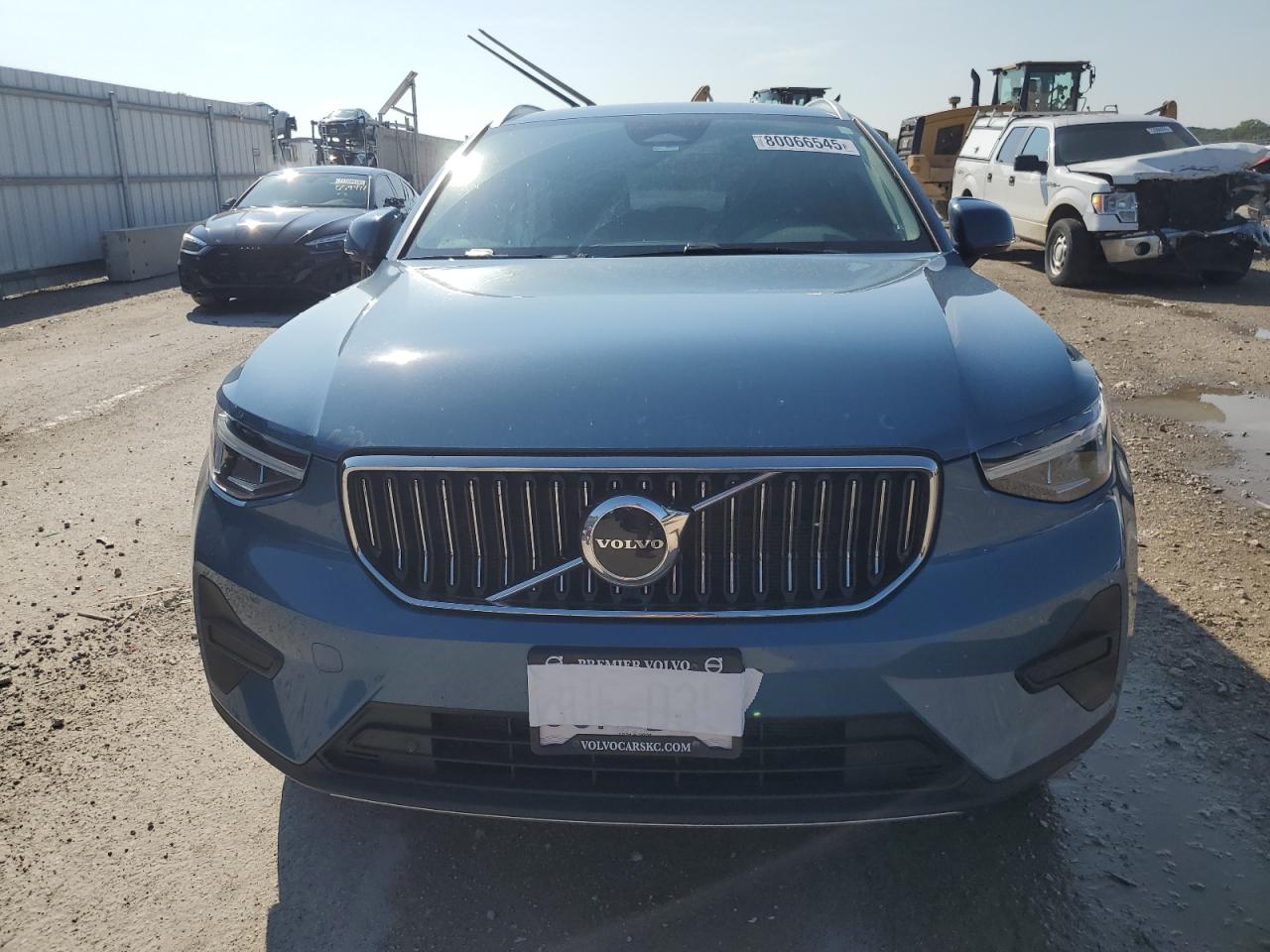 VOLVO XC40 CORE