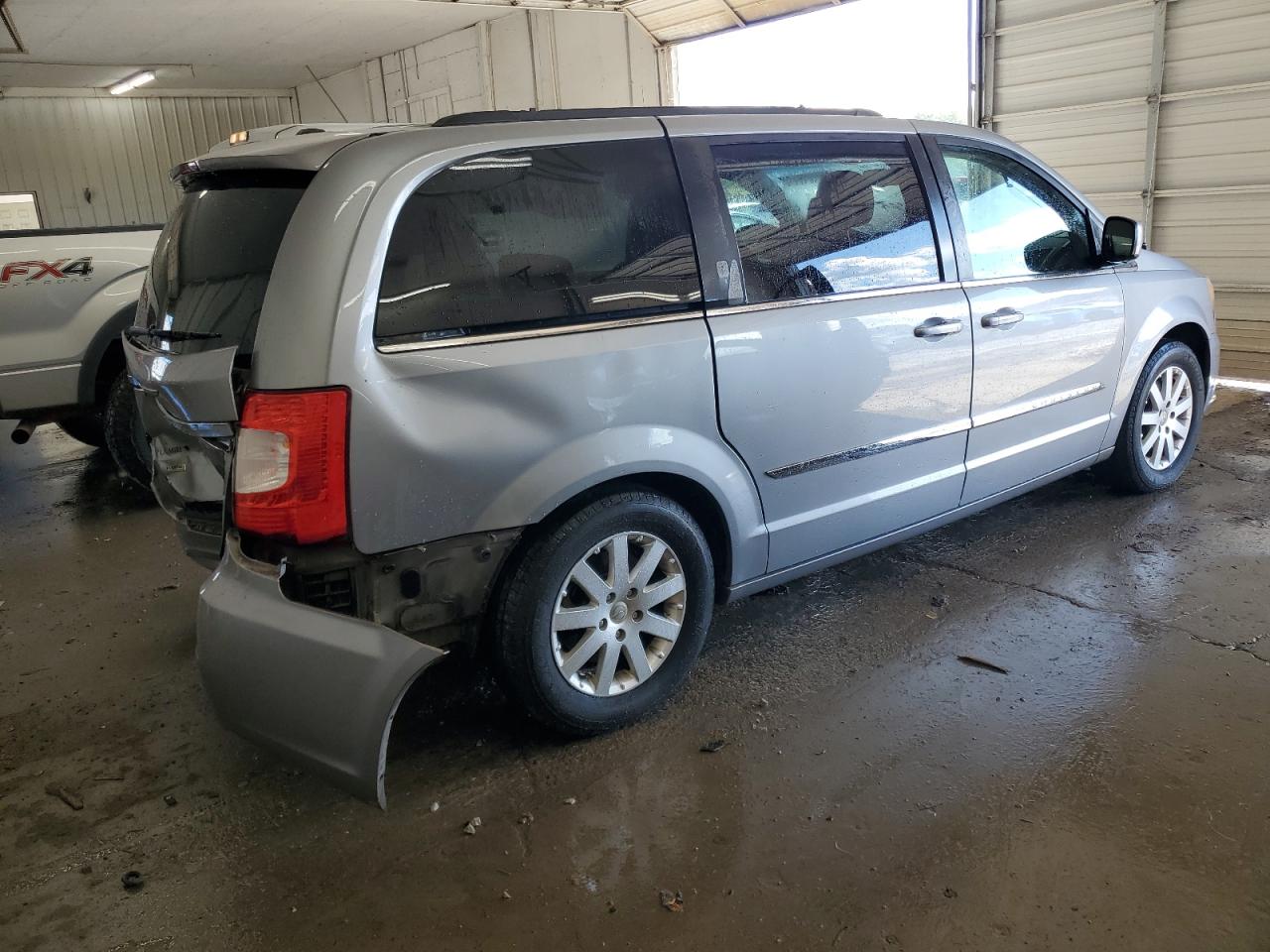 CHRYSLER TOWN & COUNTRY TOURING