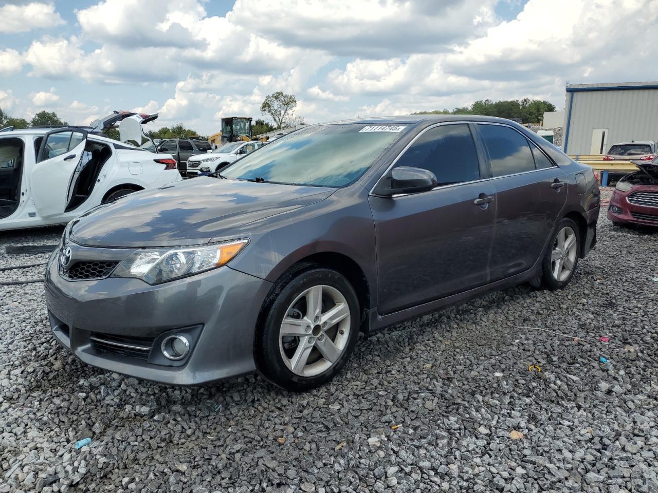 TOYOTA CAMRY L