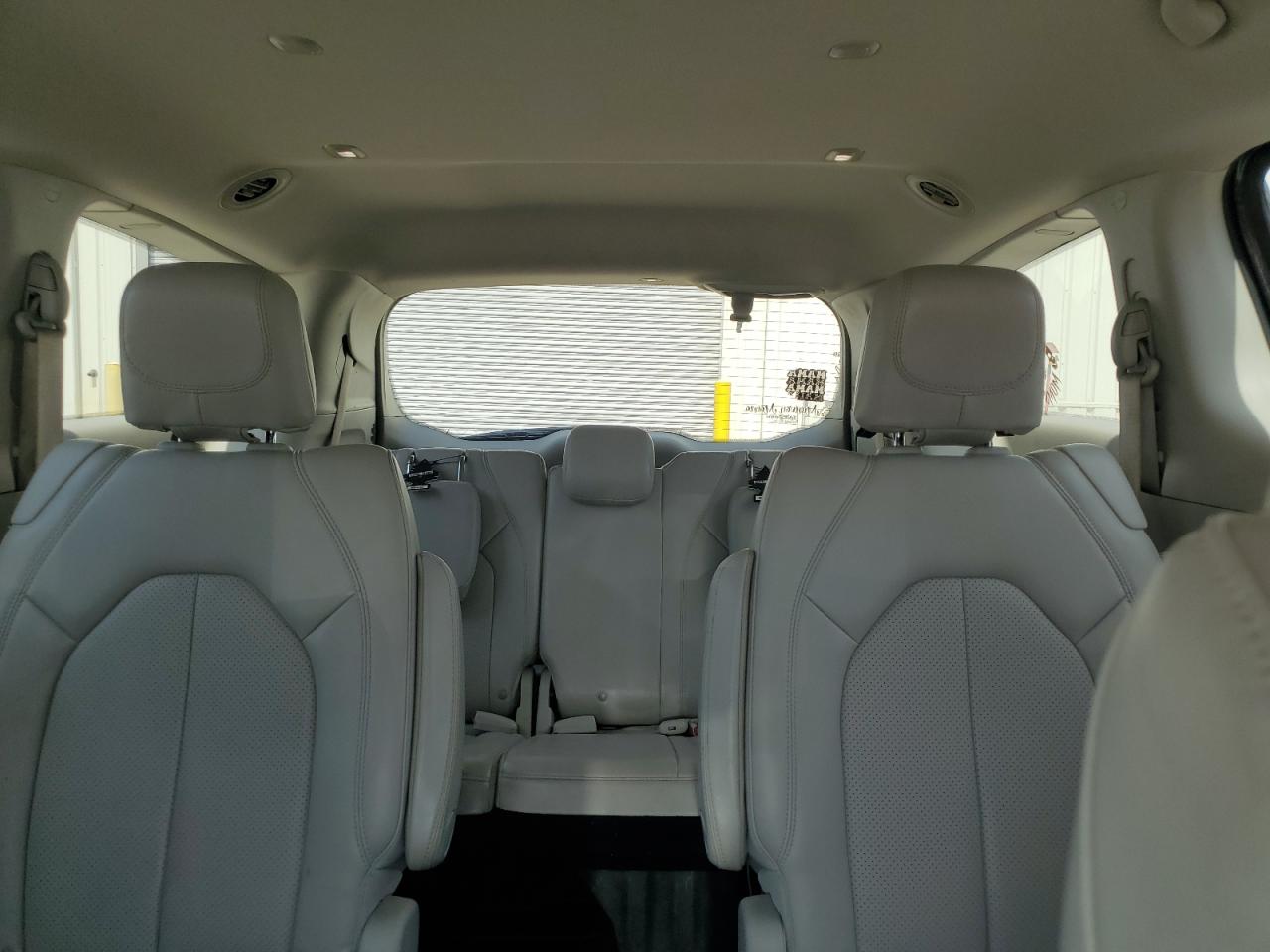 CHRYSLER VOYAGER LXI