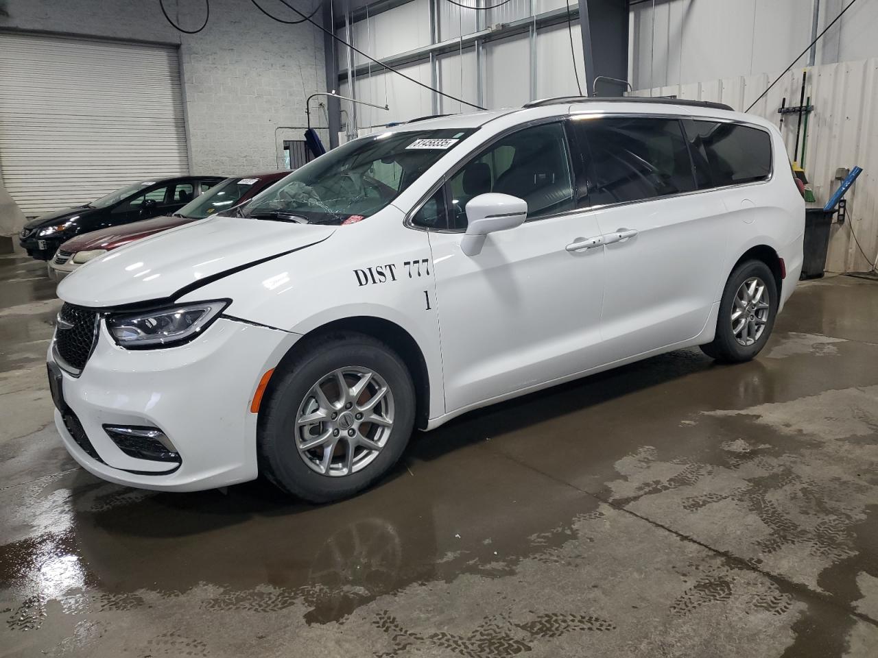 CHRYSLER PACIFICA TOURING