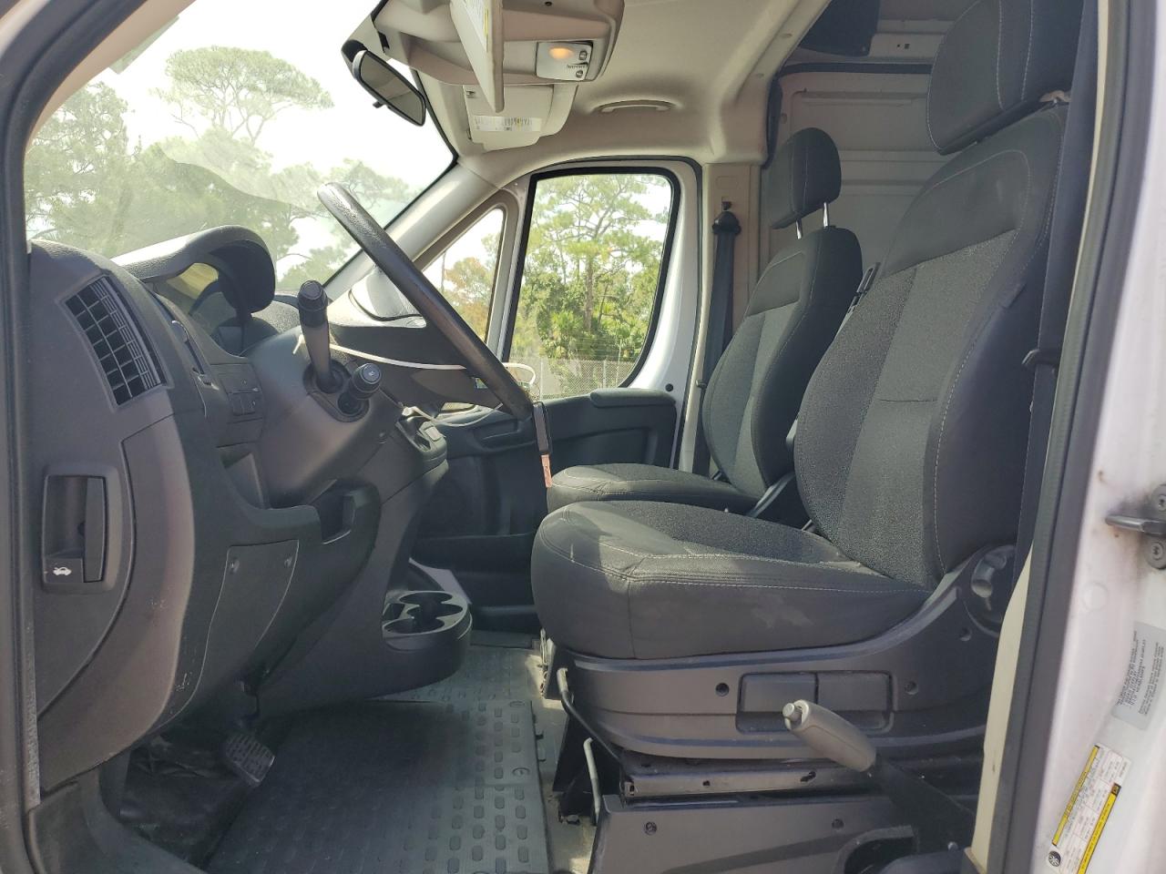 RAM PROMASTER 2500 HIGH