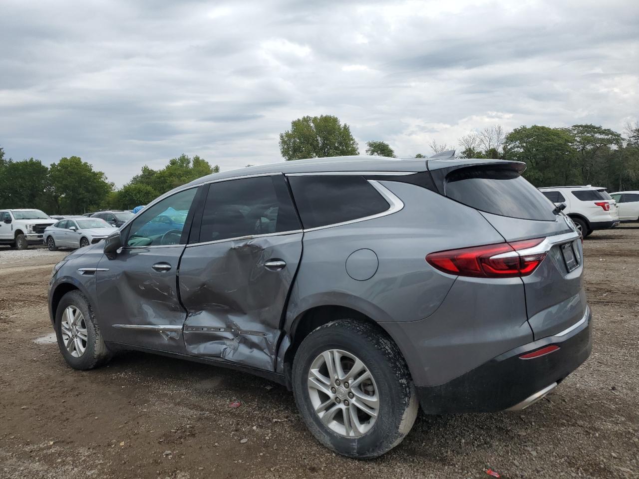 BUICK ENCLAVE ESSENCE