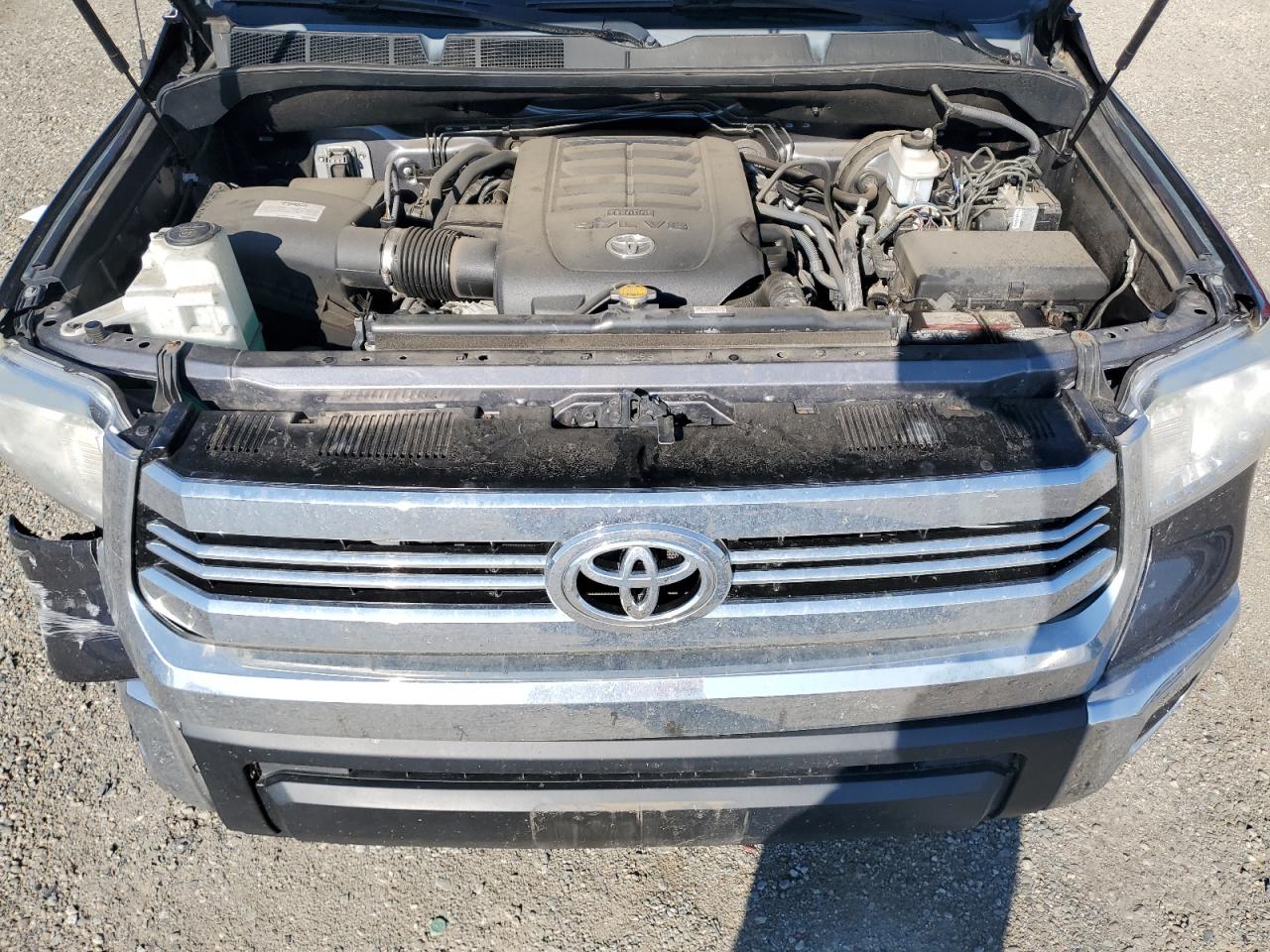 TOYOTA TUNDRA DOUBLE CAB SR