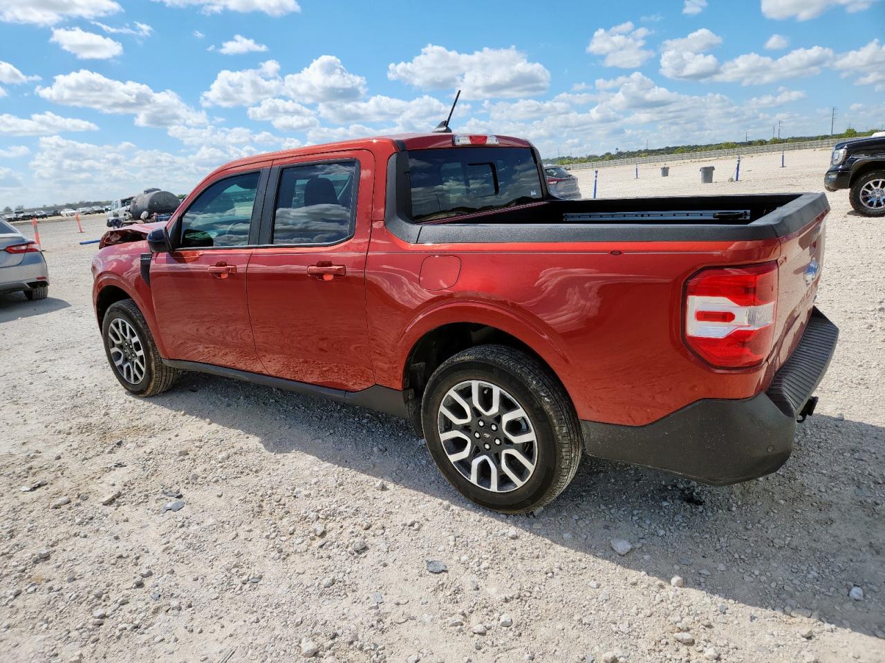 FORD MAVERICK LARIAT