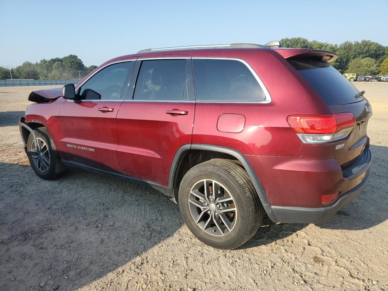JEEP GRAND CHEROKEE LAREDO