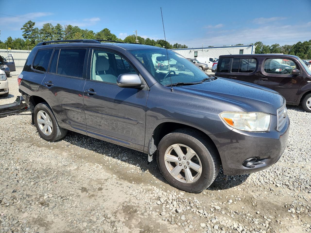 TOYOTA HIGHLANDER