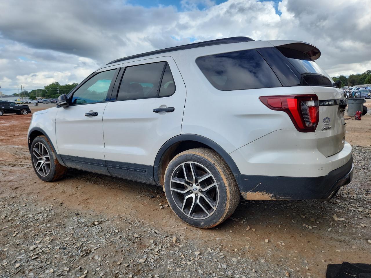 FORD EXPLORER SPORT