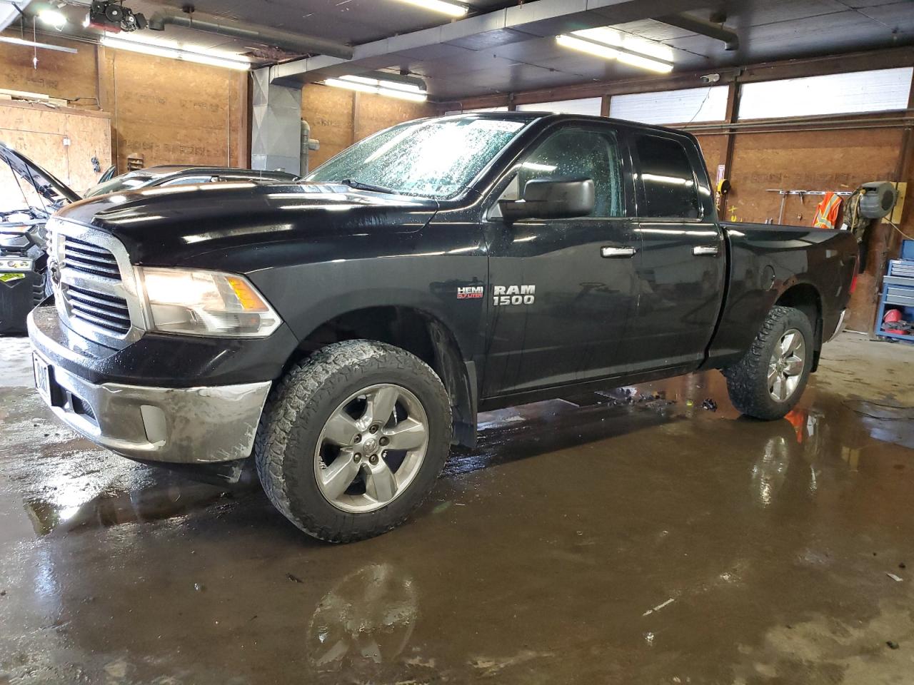 RAM 1500 SLT