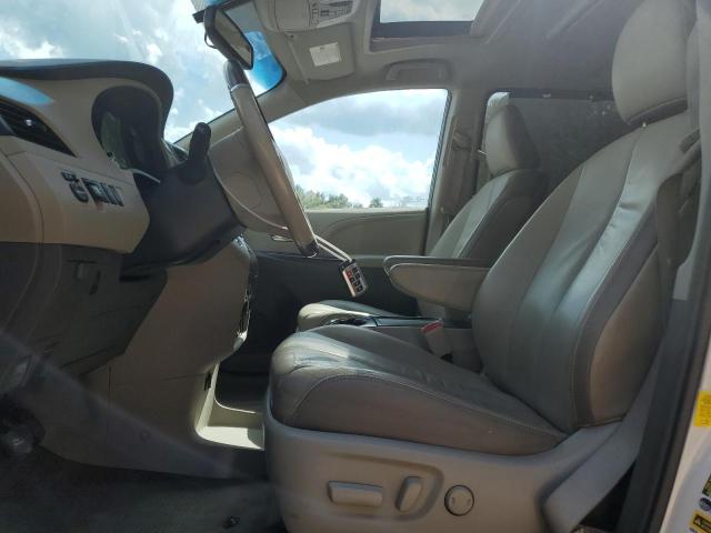 2013 TOYOTA SIENNA XLE #3290326968