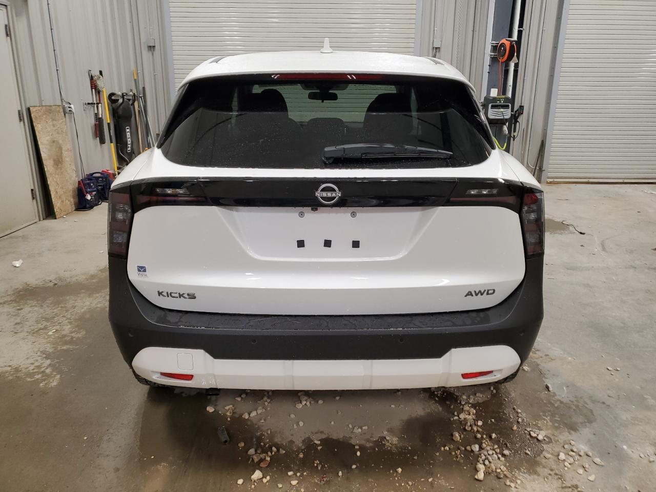 NISSAN KICKS SV