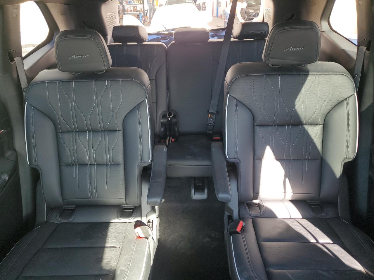 BUICK ENCLAVE AVENIR