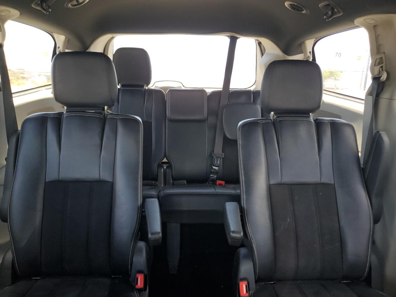 Lot #3312819088 2019 DODGE GRAND CARAVAN SXT