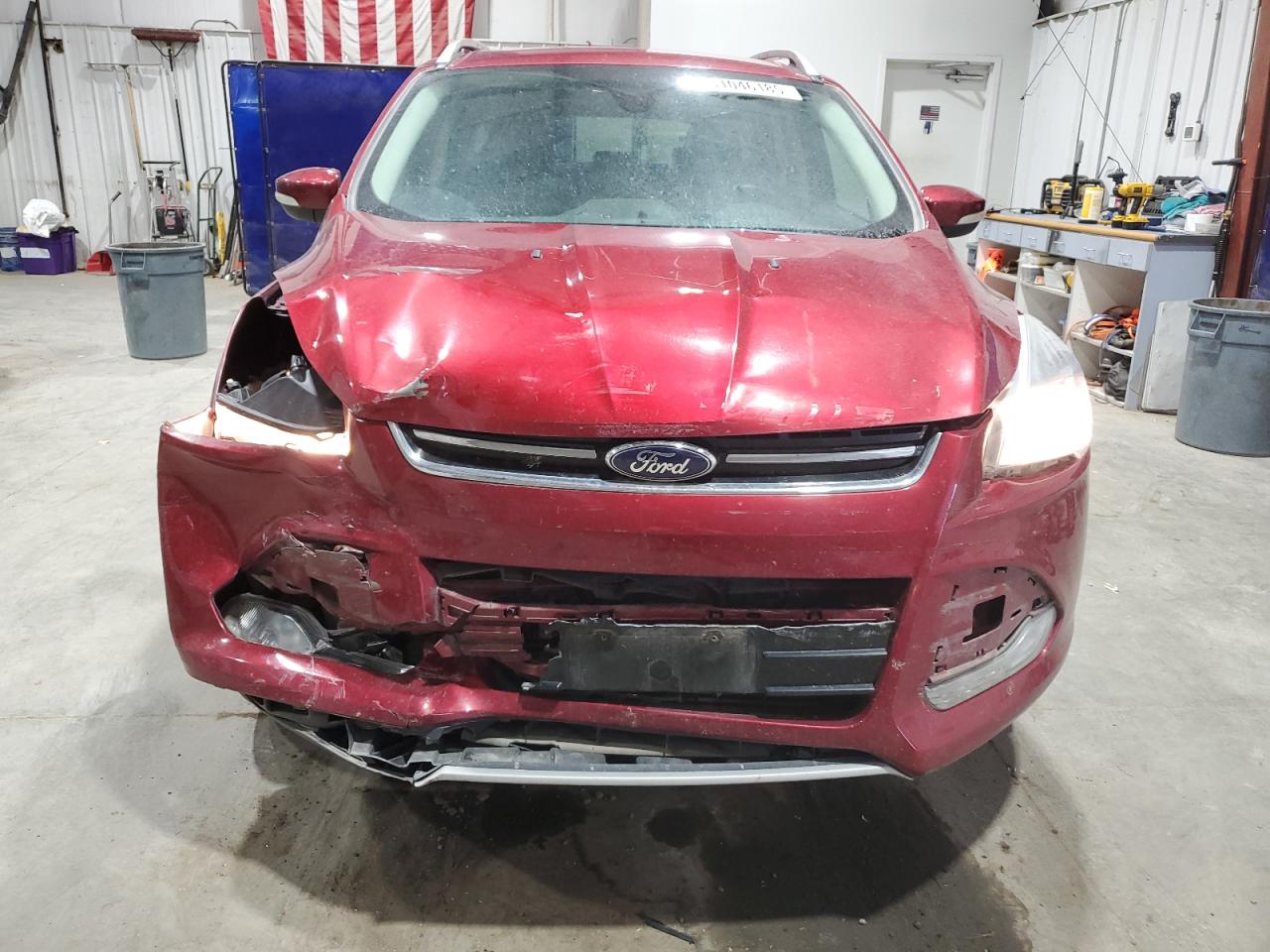 FORD ESCAPE TITANIUM