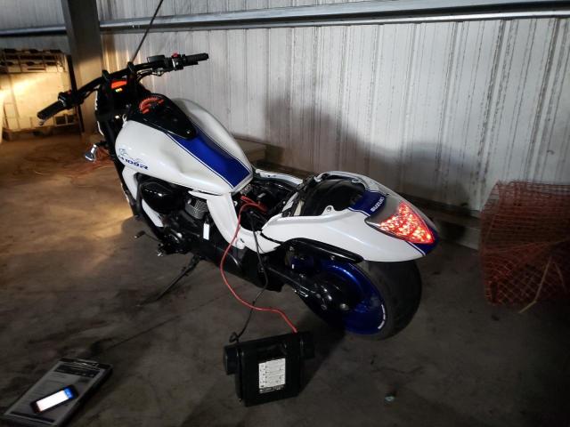 2019 SUZUKI VZR1800 JS1VY53A4K7100302